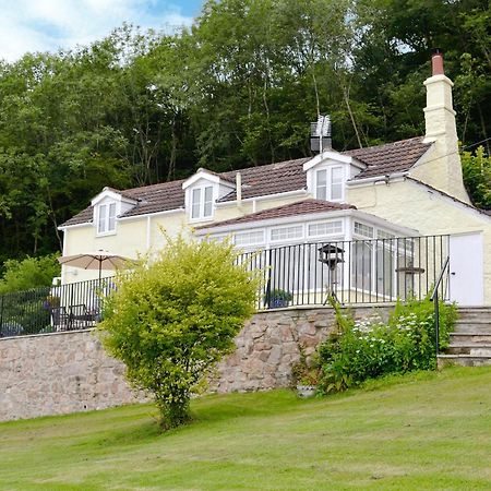 Thornhill Villa Whitchurch  Екстериор снимка
