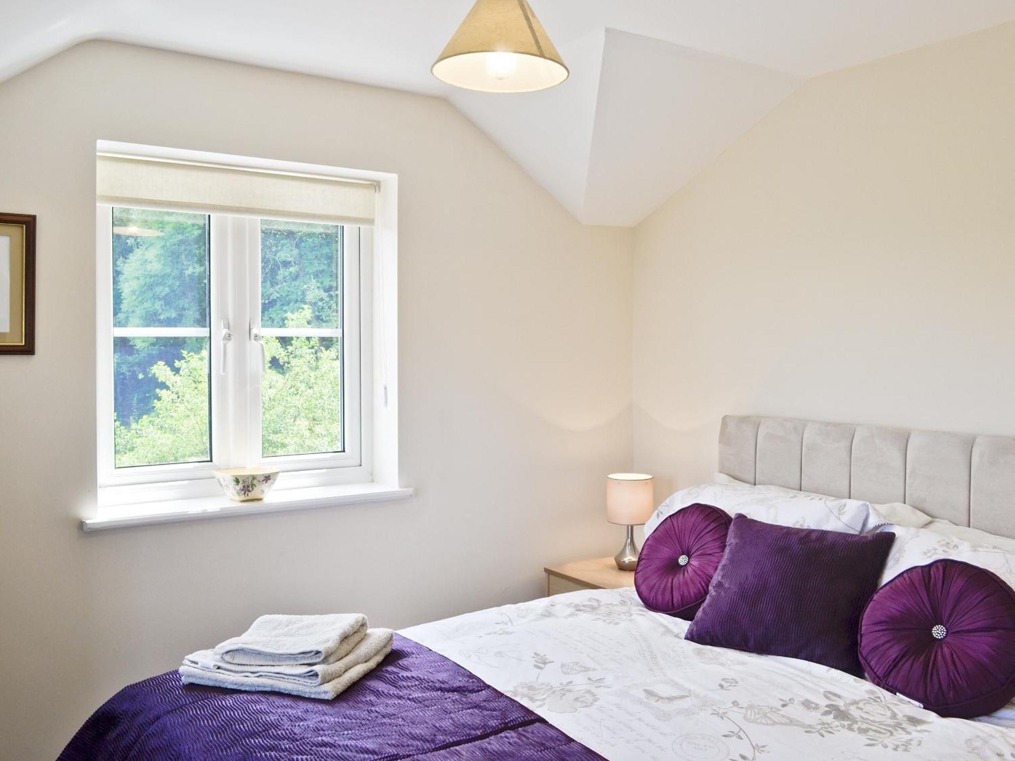 Thornhill Villa Whitchurch  Екстериор снимка