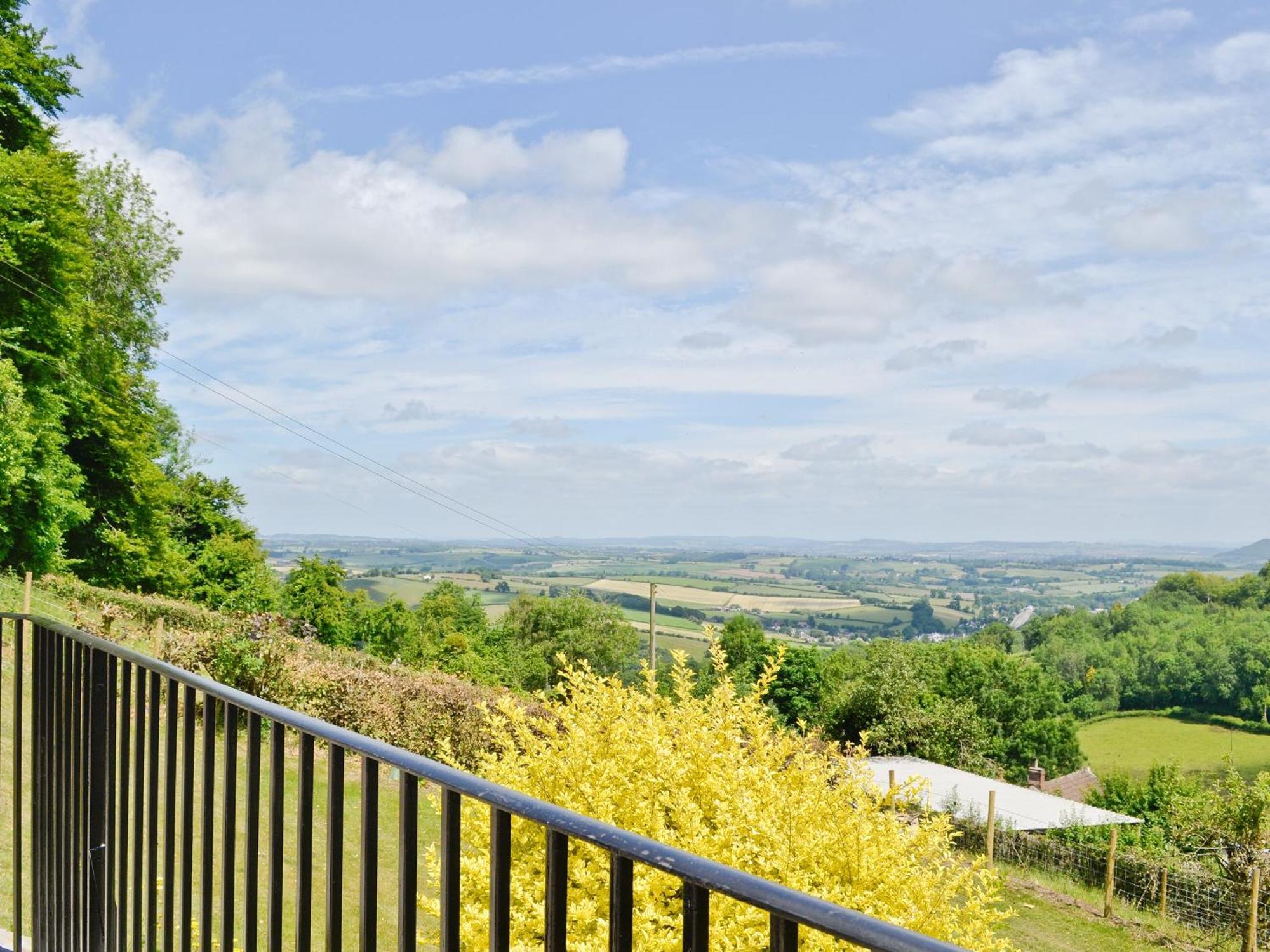 Thornhill Villa Whitchurch  Екстериор снимка